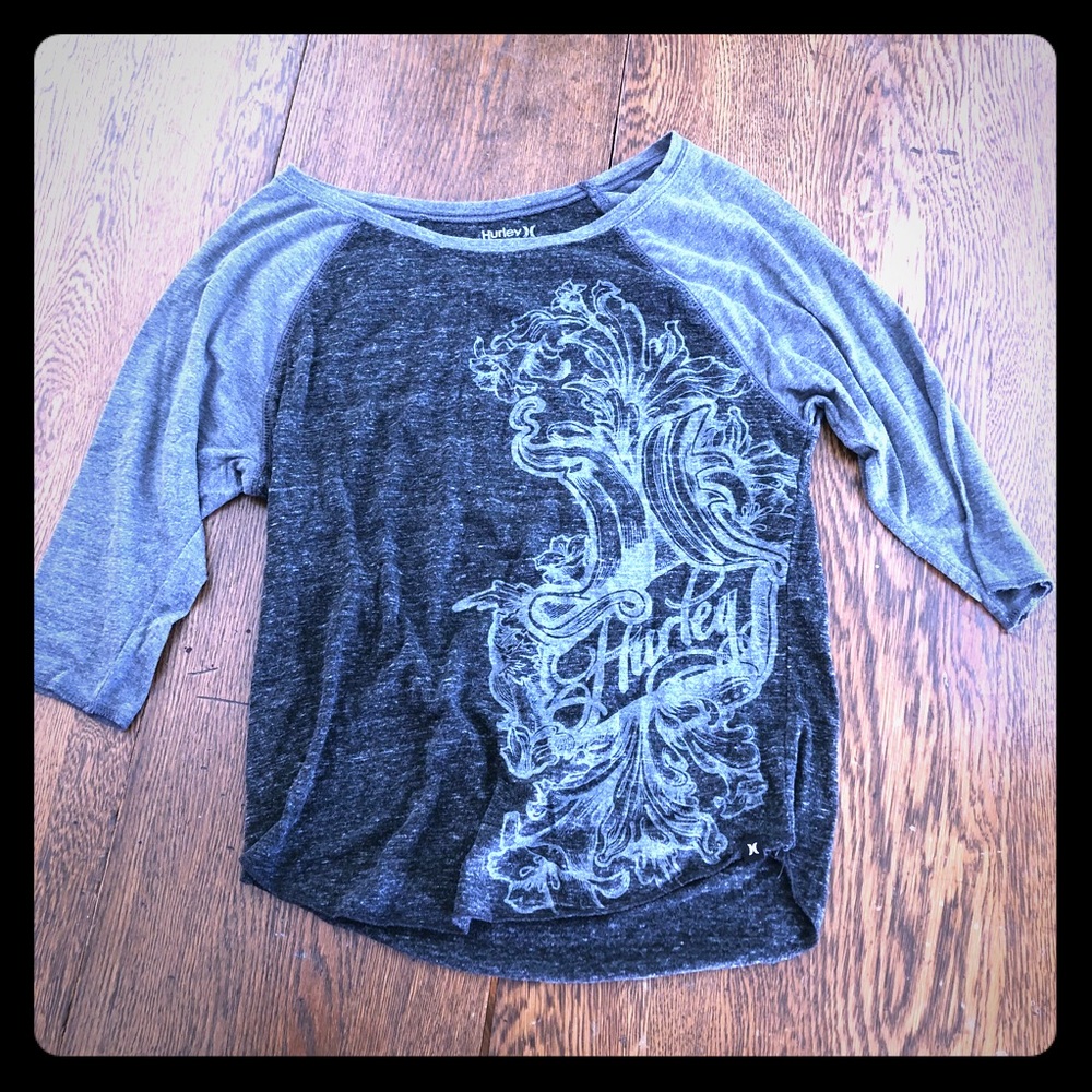 Hurley 3/4 sleeve t shirt